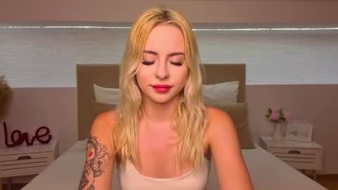 Bella online show from June 30, 2026, 8:32 pm