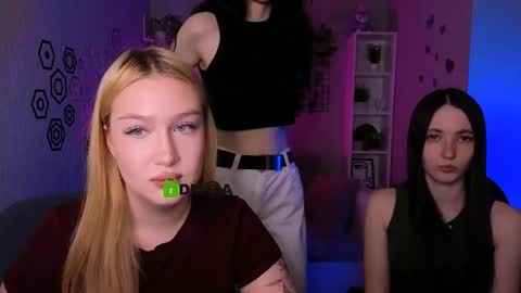 Bella online show from May 31, 2026, 7:15 pm