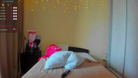 Snapshot of bella_foryou chatting on February 15, 2025, 3:42 am NastyaThere are legends that in this room all your wishes can come true  Private is Open online show from February 15, 2025, 3:42 am