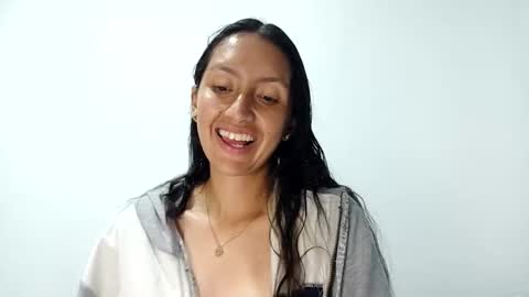 Snapshot of bella_marlowe chatting on March 24, 2026, 3:00 am Bella Marlowe online show from March 24, 2026, 3:00 am