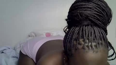 bella_noire1 online show from June 1, 2026, 5:14 pm