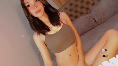 Snapshot of bella_tara chatting on February 18, 2026, 1:12 am Bella online show from February 18, 2026, 1:12 am