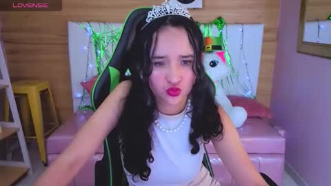 Bella online show from March 21, 2026, 12:54 pm