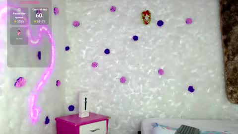 bella_warzon online show from February 23, 2026, 8:17 pm