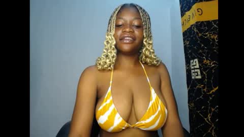 Snapshot of bellababy7 chatting on May 8, 2026, 6:24 pm bella online show from May 8, 2026, 6:24 pm