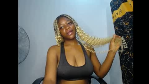 Snapshot of bellababy7 chatting on May 9, 2026, 6:35 pm bella online show from May 9, 2026, 6:35 pm