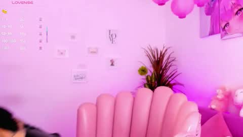 Snapshot of bellabills chatting on November 29, 2025, 1:47 pm Bella online show from November 29, 2025, 1:47 pm