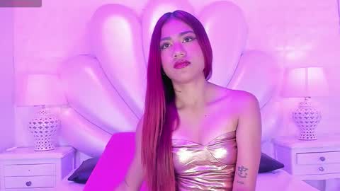 Snapshot of bellablazze chatting on November 4, 2025, 12:04 pm bellablazze online show from November 4, 2025, 12:04 pm