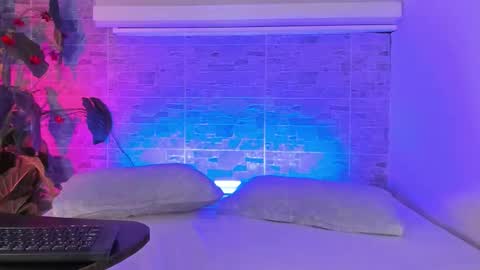 Snapshot of bellablazze chatting on November 21, 2025, 11:53 am bellablazze online show from November 21, 2025, 11:53 am