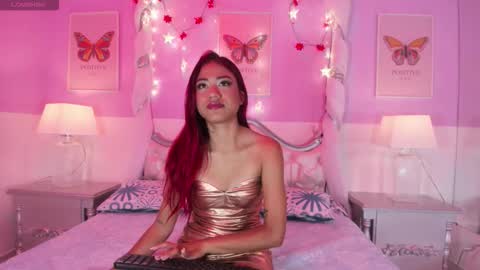 Snapshot of bellablazze chatting on December 1, 2025, 11:59 am bellablazze online show from December 1, 2025, 11:59 am