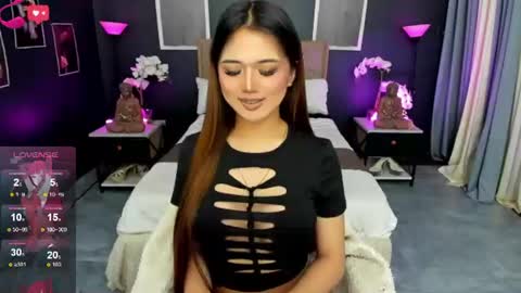 Bella online show from June 11, 2026, 3:21 pm