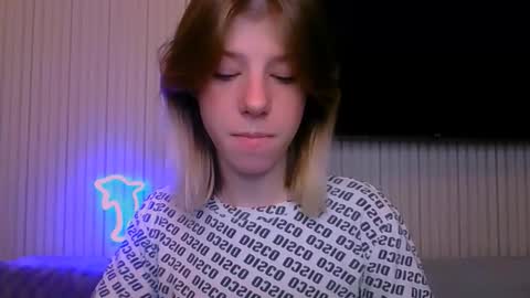 Snapshot of bellacams27 chatting on October 16, 2025, 6:09 pm bellacams27 online show from October 16, 2025, 6:09 pm