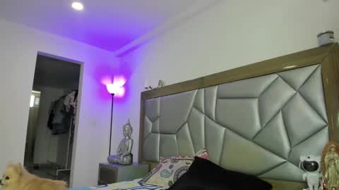 Snapshot of bellacarolainnn chatting on February 27, 2025, 8:42 pm carolain vinasco online show from February 27, 2025, 8:42 pm