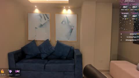 Snapshot of bellaconnor_ chatting on November 13, 2025, 5:28 am Bella online show from November 13, 2025, 5:28 am