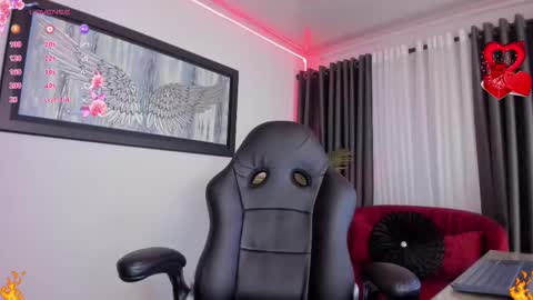 Snapshot of belladiamond18 chatting on February 26, 2025, 2:37 am TELL ME GODDESS NEXT Transmission 01122024 9PM TO 4AMColombian hour THANKS Follow me online show from February 26, 2025, 2:37 am