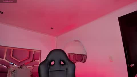 Snapshot of belladiamond18 chatting on November 13, 2025, 11:03 pm TELL ME GODDESS NEXT Transmission 01122024 9PM TO 4AMColombian hour THANKS Follow me online show from November 13, 2025, 11:03 pm