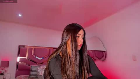 Snapshot of belladiamond18 chatting on December 13, 2025, 7:53 pm TELL ME GODDESS NEXT Transmission 01122024 9PM TO 4AMColombian hour THANKS Follow me online show from December 13, 2025, 7:53 pm