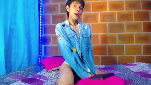 Snapshot of bellamy_094 chatting on October 22, 2025, 6:29 pm bellamy_094 online show from October 22, 2025, 6:29 pm