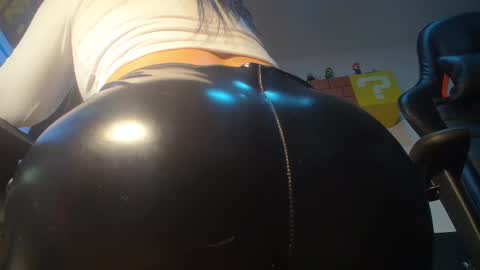 Camille  online show from January 13, 2025, 12:41 am