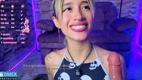 Snapshot of bellaodisea chatting on April 28, 2026, 2:38 am online show from April 28, 2026, 2:38 am
