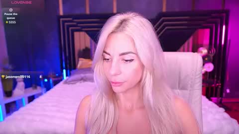 Snapshot of bellarayyy chatting on November 30, 2025, 6:50 am Bella online show from November 30, 2025, 6:50 am