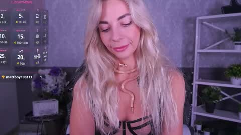 Snapshot of bellarayyy chatting on December 13, 2025, 9:53 pm Bella online show from December 13, 2025, 9:53 pm