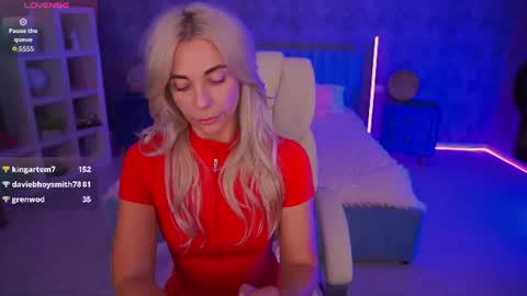 Snapshot of bellarayyy chatting on June 14, 2026, 2:24 am Bella online show from June 14, 2026, 2:24 am