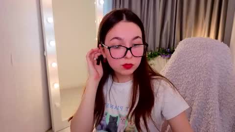 Bella online show from March 21, 2026, 8:19 am