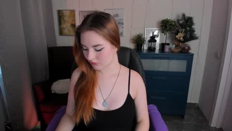 Bella online show from December 12, 2024, 11:07 am