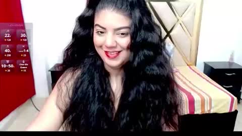 bellatraviesa online show from May 30, 2026, 3:42 pm