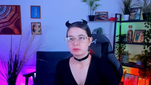 Snapshot of bellatrixllestrange chatting on December 23, 2024, 6:16 pm Bella. Ntmu online show from December 23, 2024, 6:16 pm