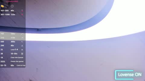 Snapshot of bellawoods_ chatting on April 27, 2026, 2:31 am laukyubey online show from April 27, 2026, 2:31 am