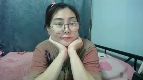 Bella online show from March 16, 2026, 9:02 am