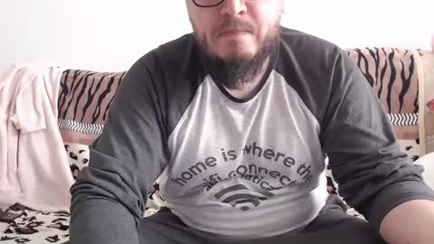 bellcazzoegrosso online show from May 3, 2026, 1:50 pm