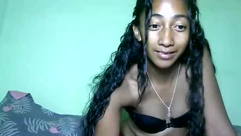 belle_annah online show from March 28, 2026, 2:22 am