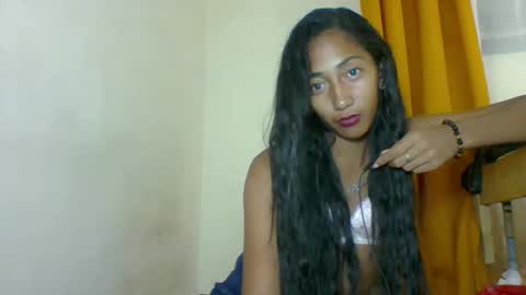 belle_annah online show from April 24, 2026, 2:47 am