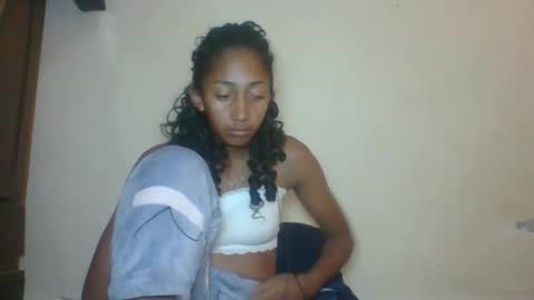 Snapshot of belle_annah chatting on May 12, 2026, 4:09 am belle_annah online show from May 12, 2026, 4:09 am