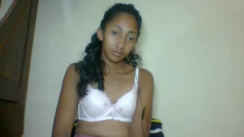 Snapshot of belle_annah chatting on May 16, 2026, 2:19 am belle_annah online show from May 16, 2026, 2:19 am