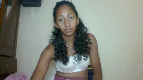 Snapshot of belle_annah chatting on May 17, 2026, 1:36 am belle_annah online show from May 17, 2026, 1:36 am