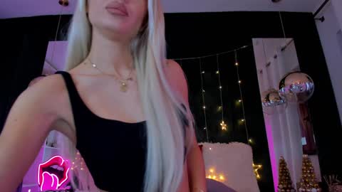 Snapshot of belle_kim chatting on December 30, 2024, 7:15 am Kim online show from December 30, 2024, 7:15 am