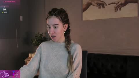 Bella online show from December 4, 2024, 10:02 am