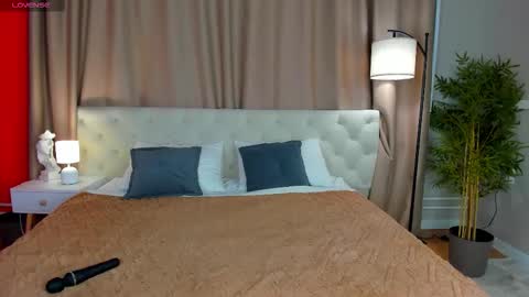 Belle online show from October 23, 2025, 9:19 am