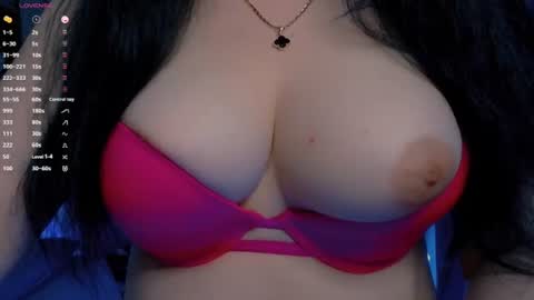Snapshot of bellelovexx chatting on July 12, 2026, 8:11 pm Hello I am kind friendly and cute girl online show from July 12, 2026, 8:11 pm