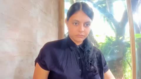 Snapshot of bellezacosmica chatting on May 27, 2026, 2:14 pm bellezacosmica online show from May 27, 2026, 2:14 pm