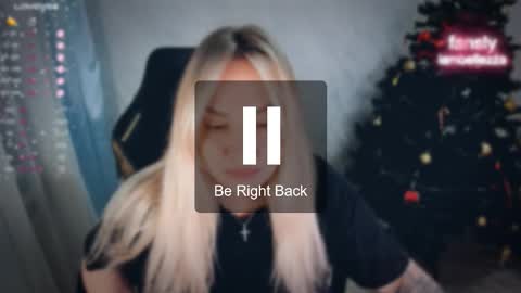 Snapshot of bellezza_ chatting on January 8, 2026, 5:26 pm Your Annabelle Wolf online show from January 8, 2026, 5:26 pm