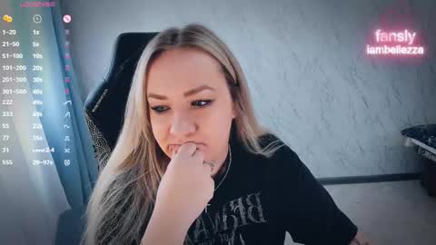 Snapshot of bellezza_ chatting on February 11, 2026, 9:58 am Your Annabelle Wolf online show from February 11, 2026, 9:58 am