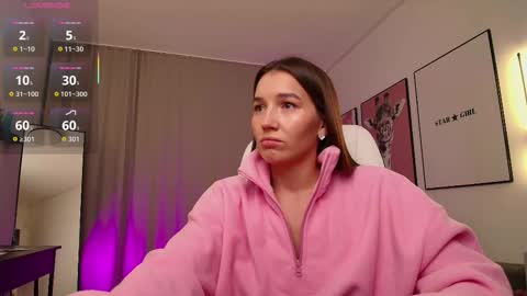 Bella online show from November 25, 2025, 1:38 am