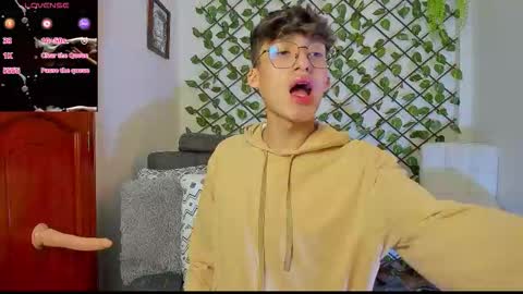 Neon online show from November 20, 2025, 11:32 am