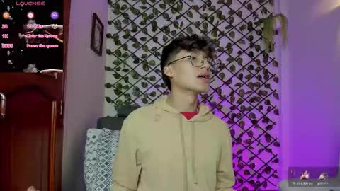 Neon online show from December 18, 2025, 11:16 am