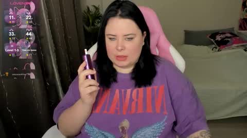 Snapshot of bellybooxo chatting on December 2, 2025, 3:56 am LinaBoo online show from December 2, 2025, 3:56 am